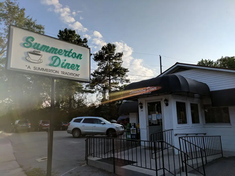 Summerton Diner. Just a short drive from Carolina King on Lake Marion, SC.